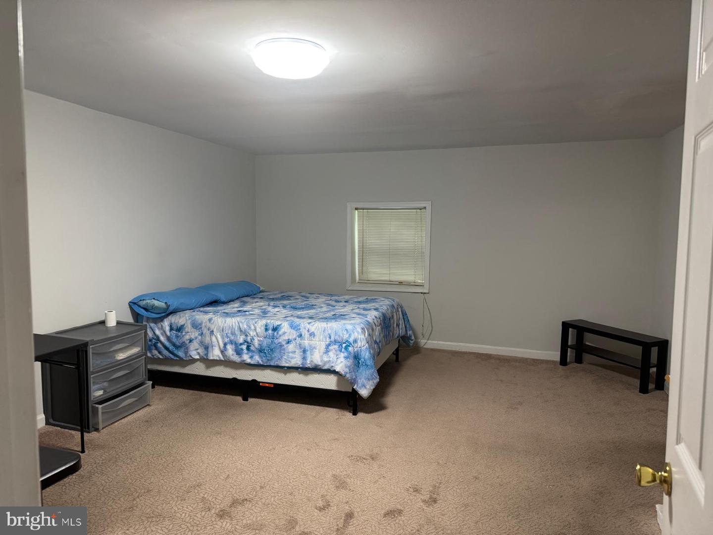 19004 Queen Dr Property Photo 1