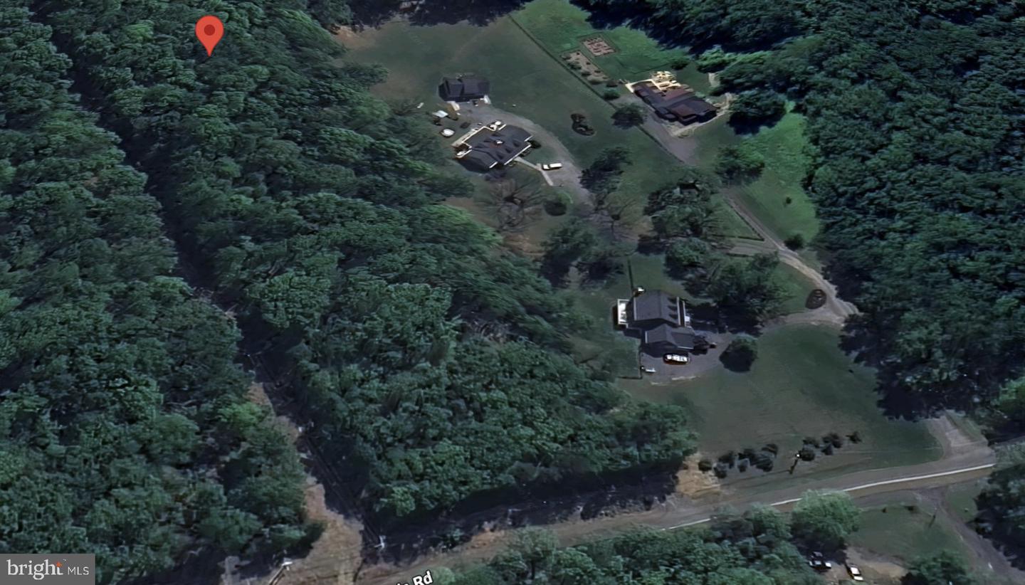 2001 Mountain Rd Property Photo 3
