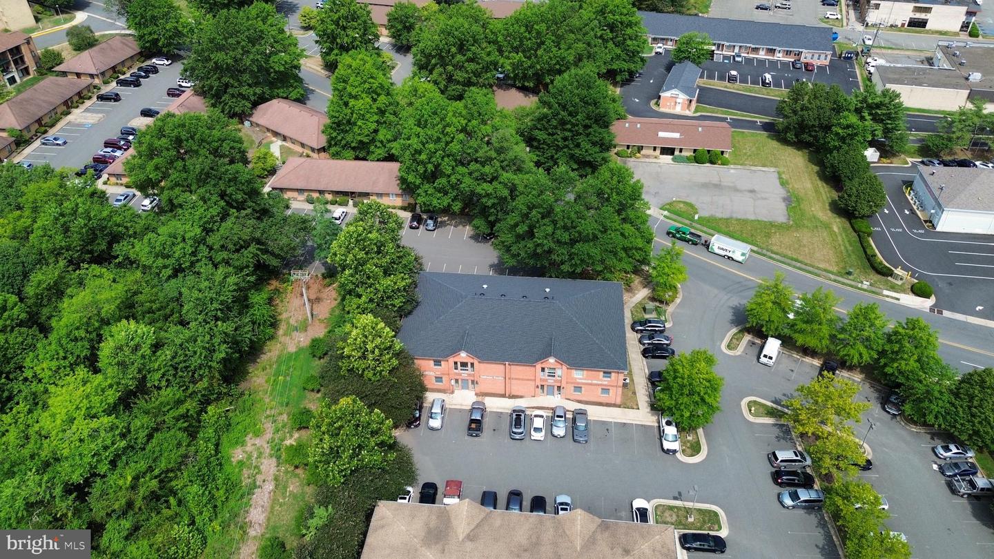 10535 Crestwood Dr #201 & 203 Property Photo 3