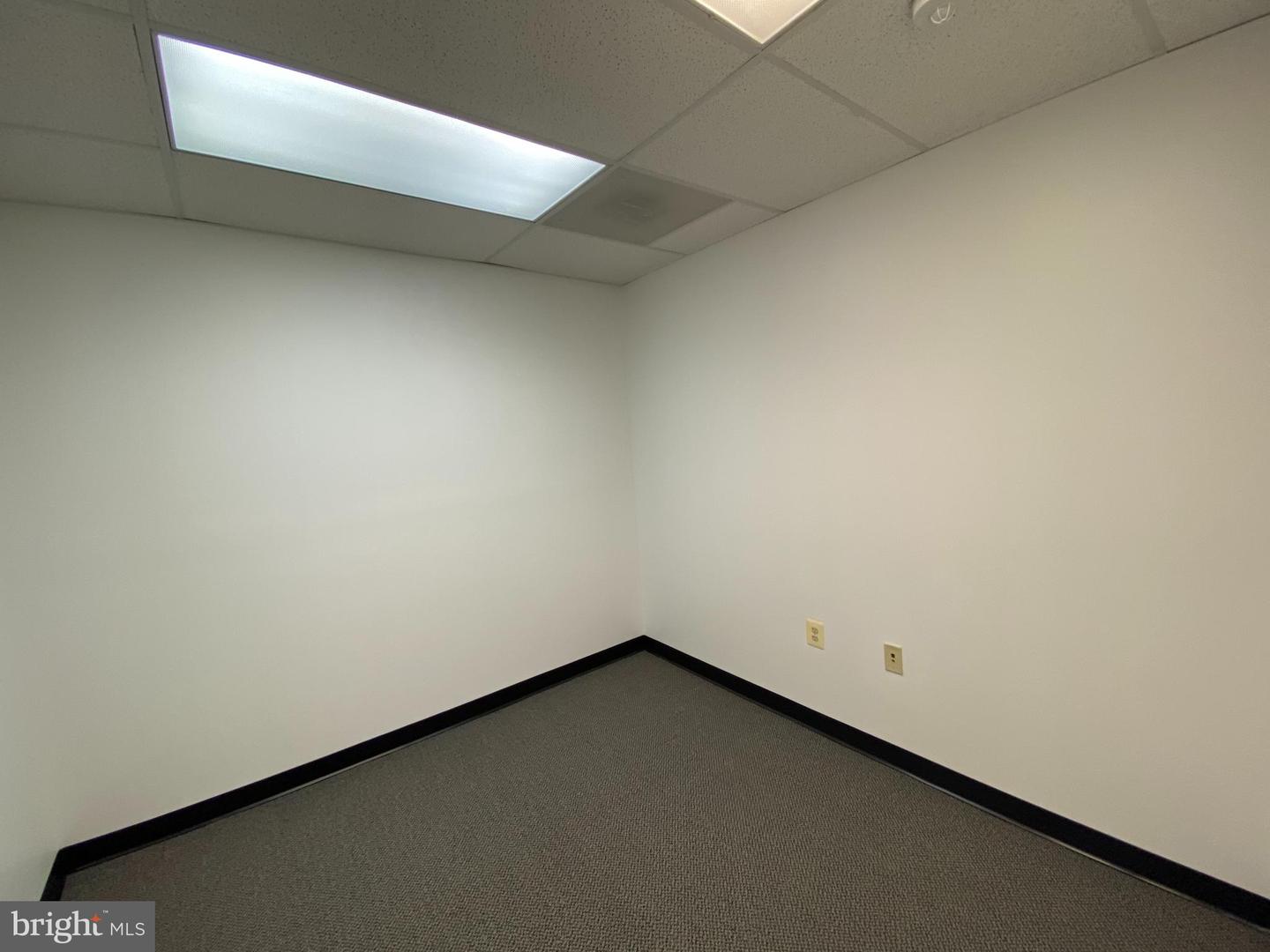 10535 Crestwood Dr #201 & 203 Property Photo 12