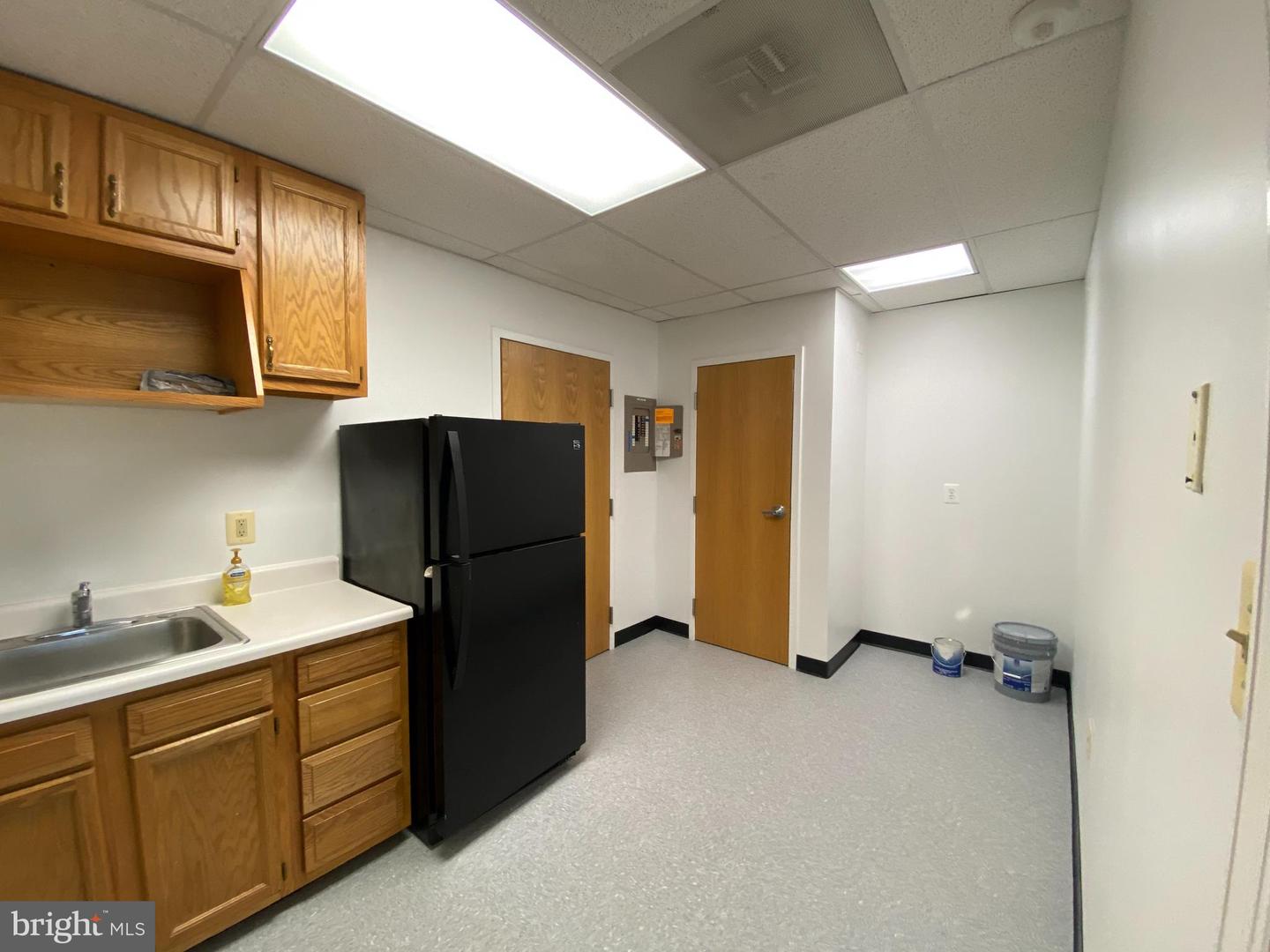 10535 Crestwood Dr #201 & 203 Property Photo 19