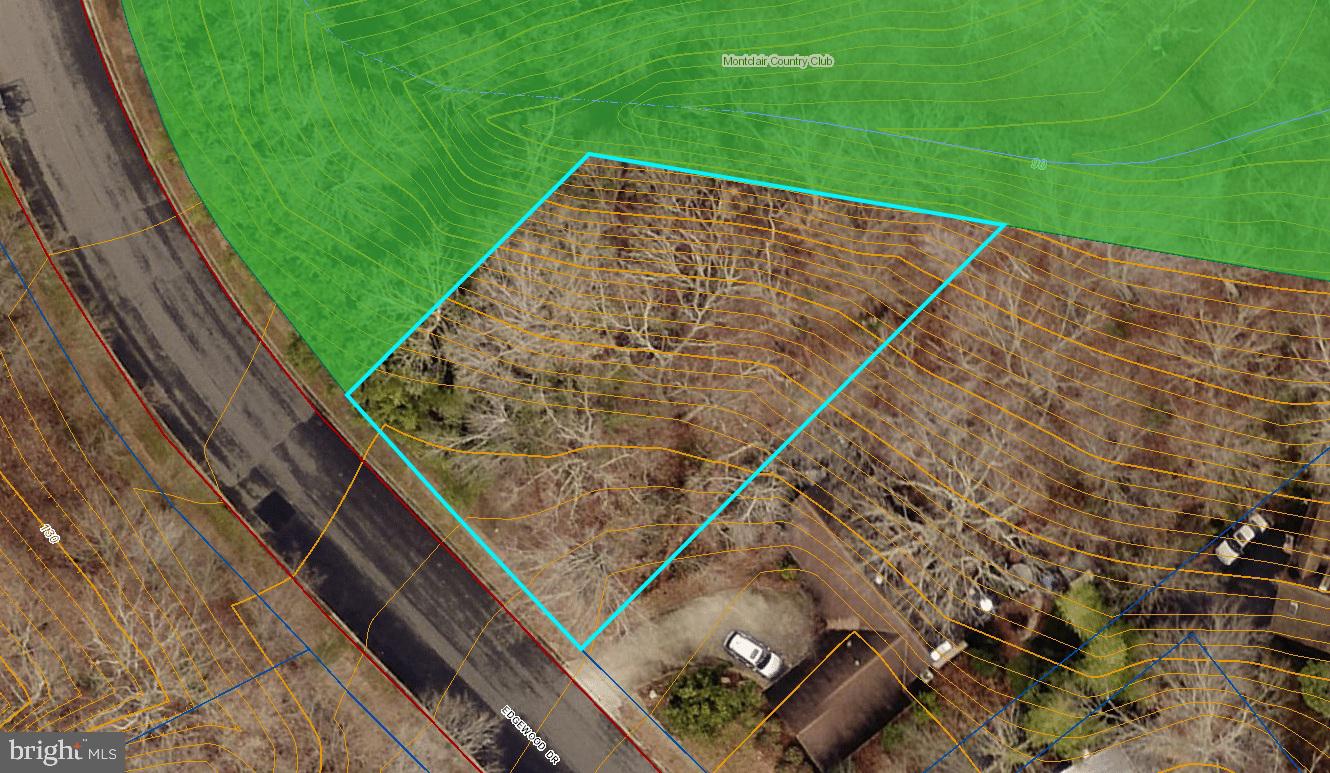 15911 Edgewood Dr Property Photo 4