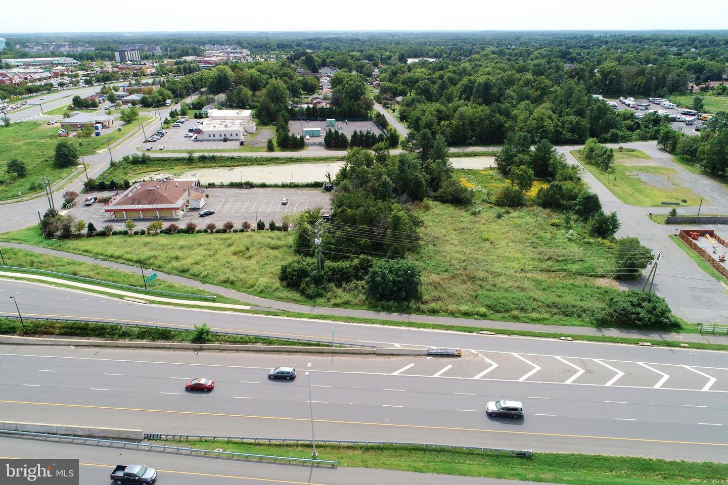 14203 Lee Hwy Property Photo 5
