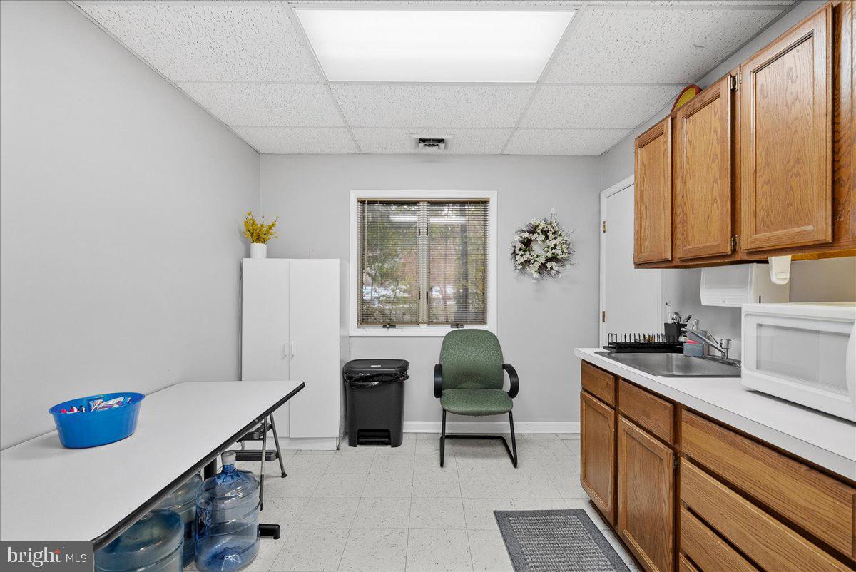 10690 Crestwood Dr #a Property Photo 14