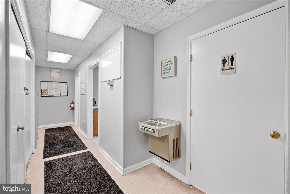 10690 Crestwood Dr #a Property Photo 16