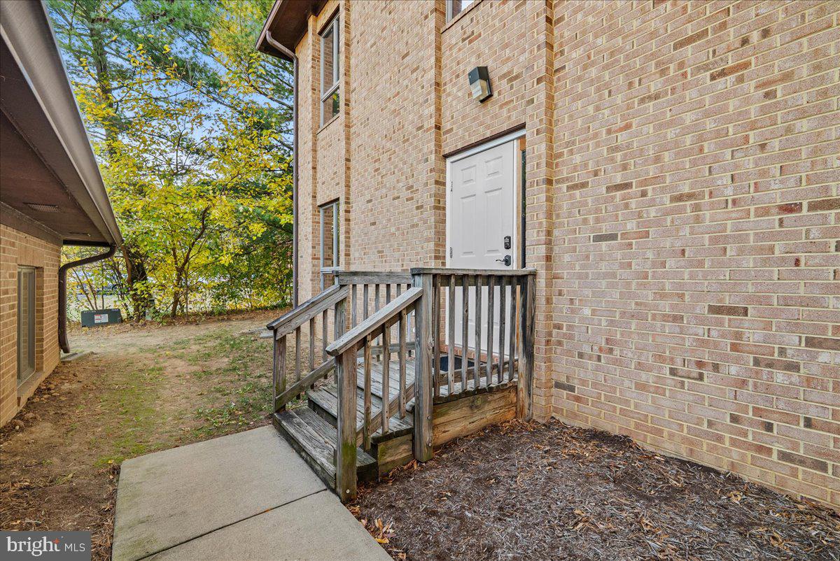 10690 Crestwood Dr #a Property Photo 24