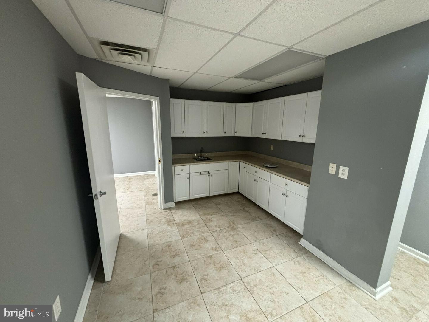 3302 Old Bridge Rd #a Property Photo 9