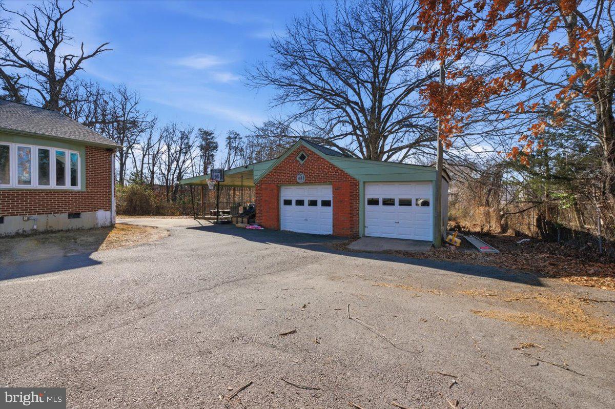 4941 Prince William Pkwy Property Photo 6