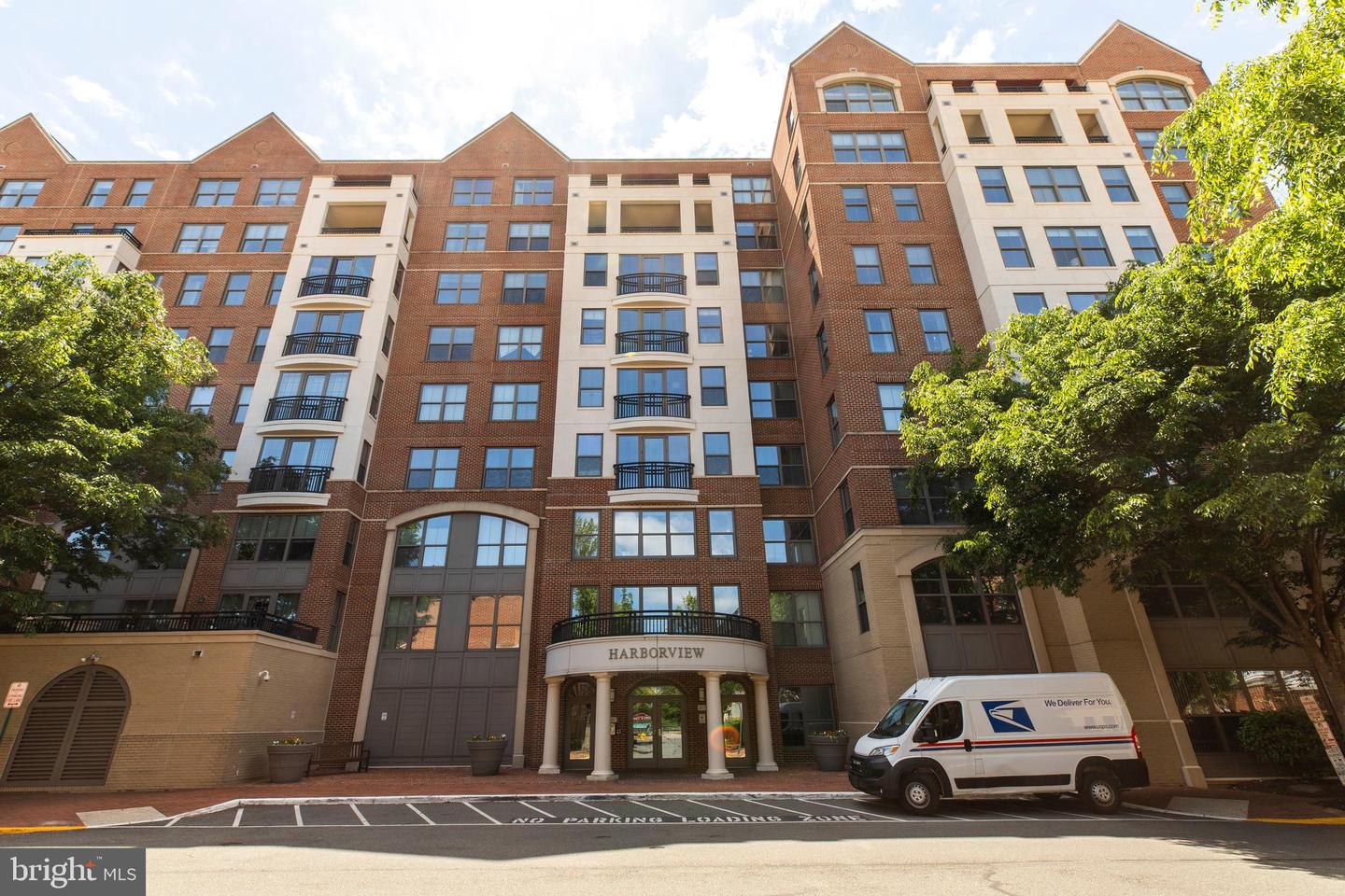 485 HARBOR SIDE ST #100 Property Photo 1