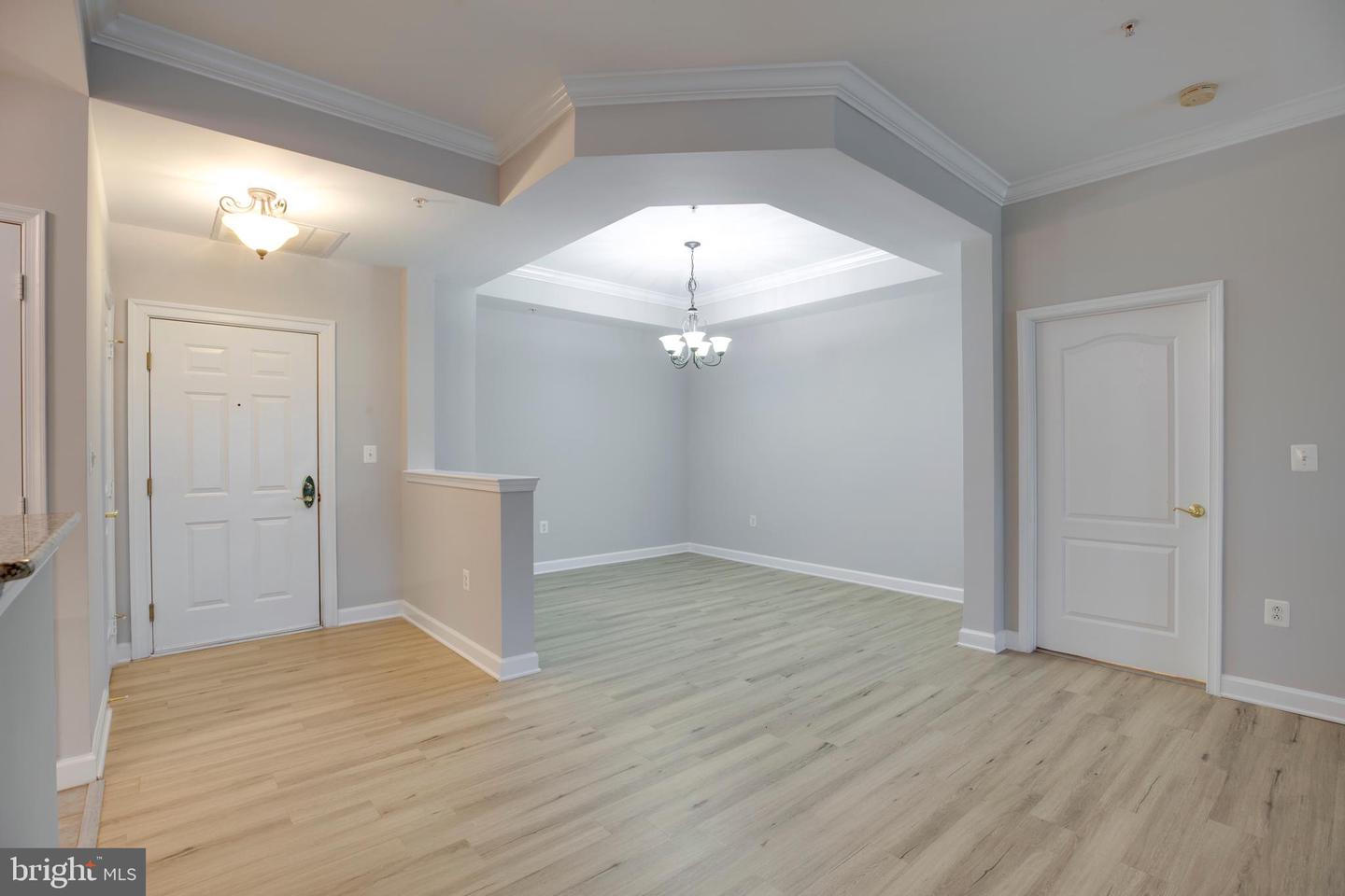 485 Harbor Side St #100 Property Photo 3