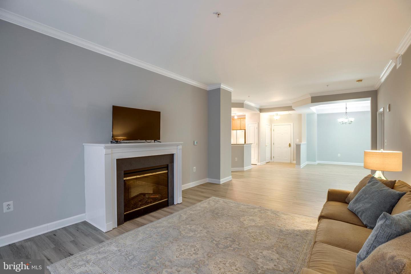 485 Harbor Side St #100 Property Photo 13