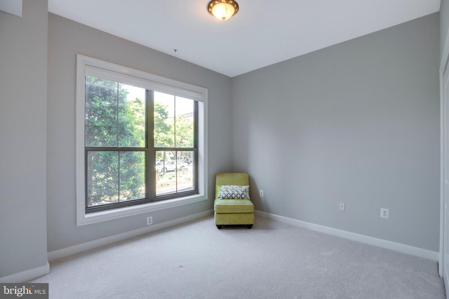 485 Harbor Side St #100 Property Photo 17