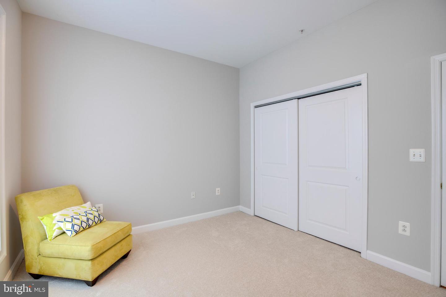 485 Harbor Side St #100 Property Photo 18
