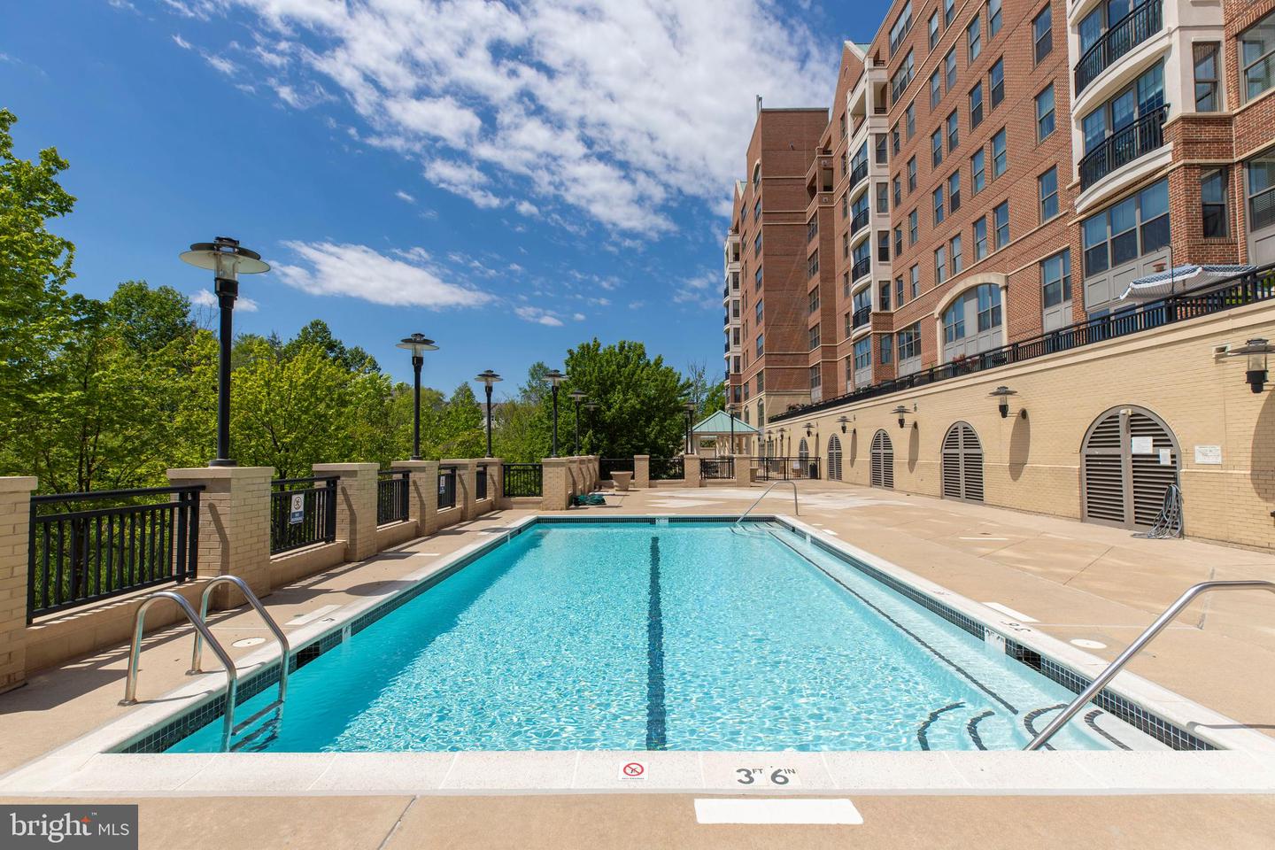 485 Harbor Side St #100 Property Photo 27