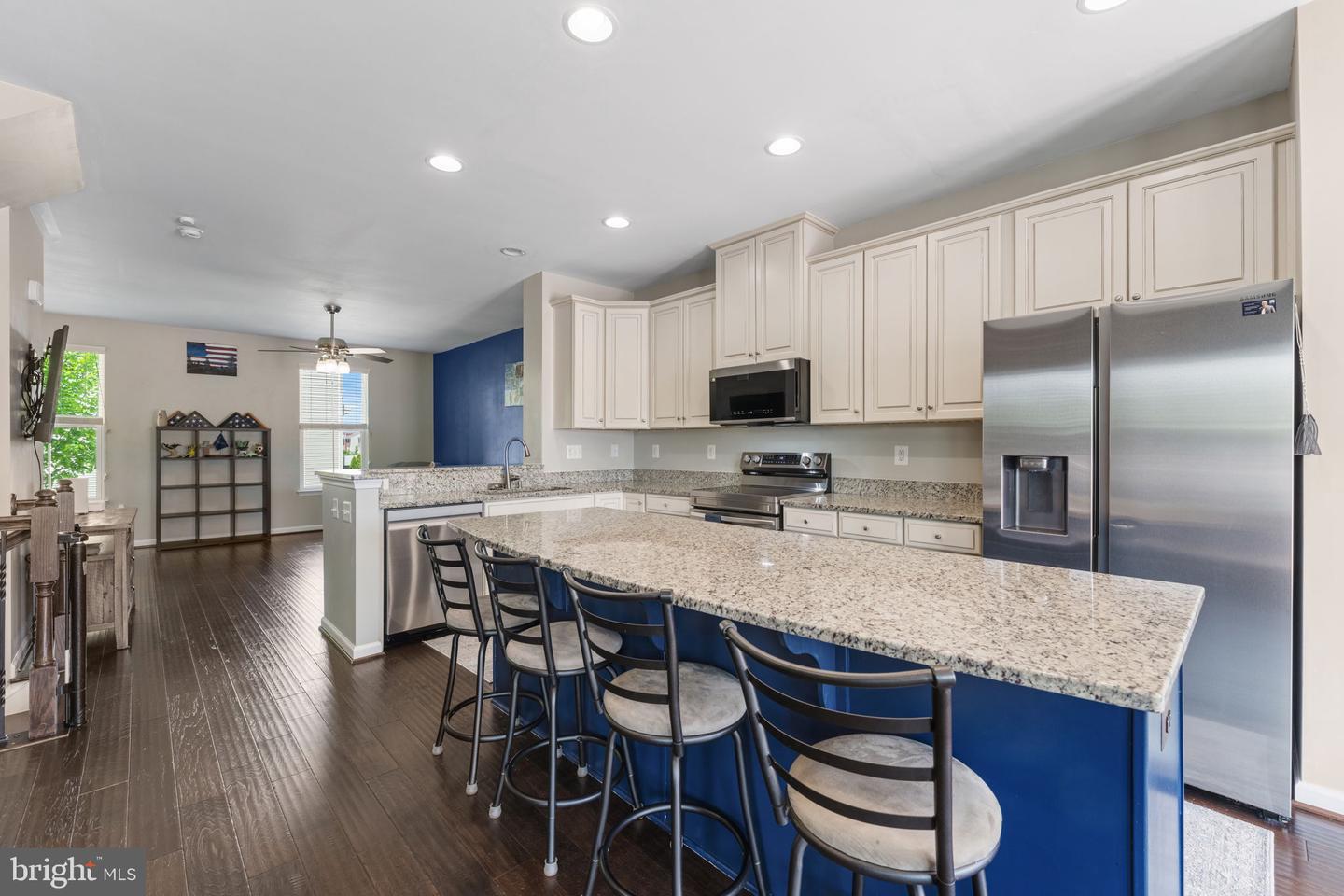 10773 Hinton Way Property Photo 1