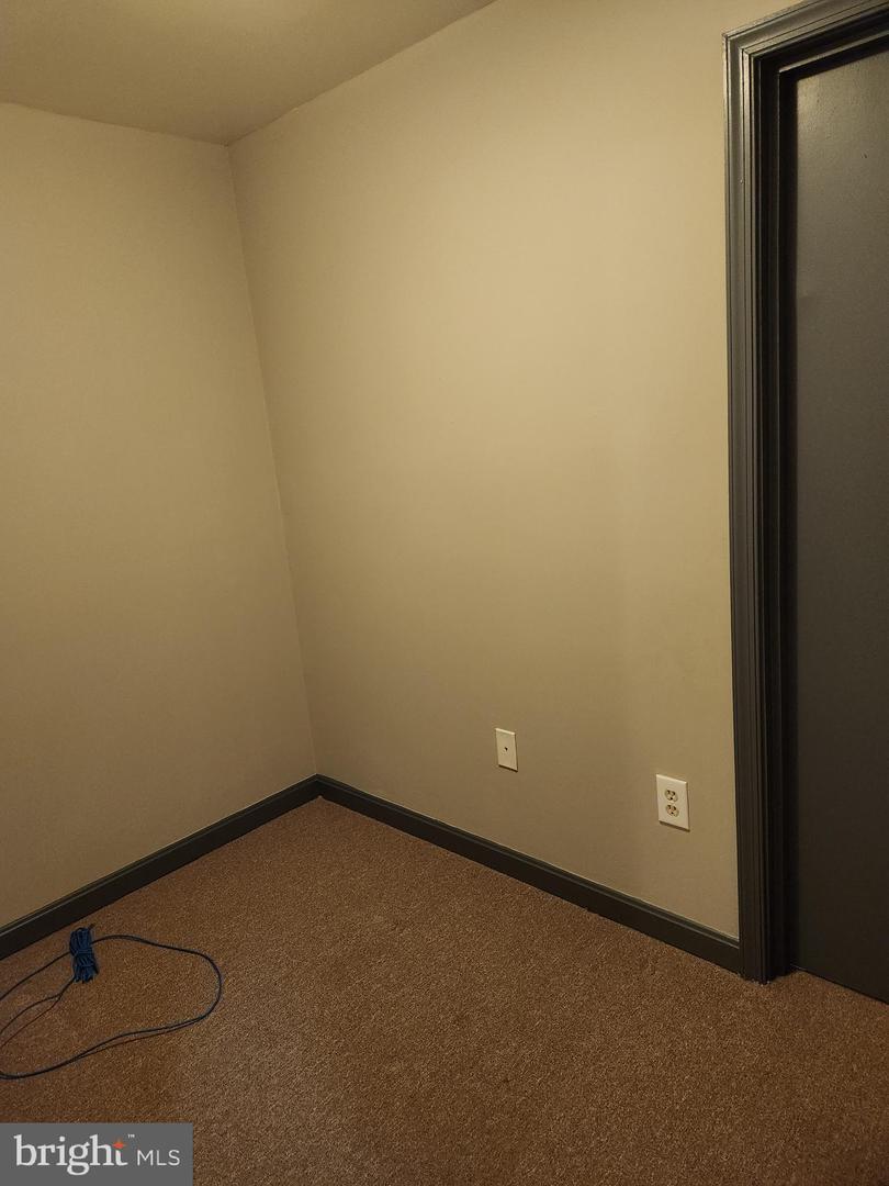 8569-d Sudley Rd #8569d Property Photo 8