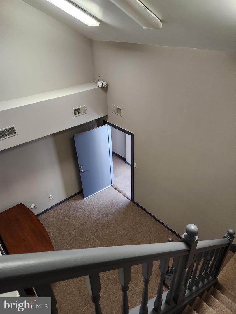 8569-d Sudley Rd #8569d Property Photo 15