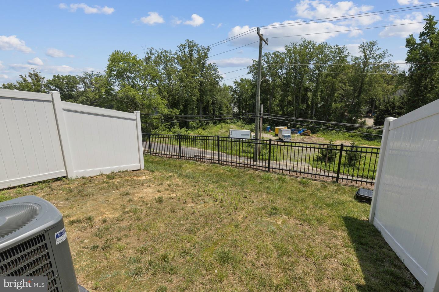 18255 Summit Pointe Dr Property Photo 23