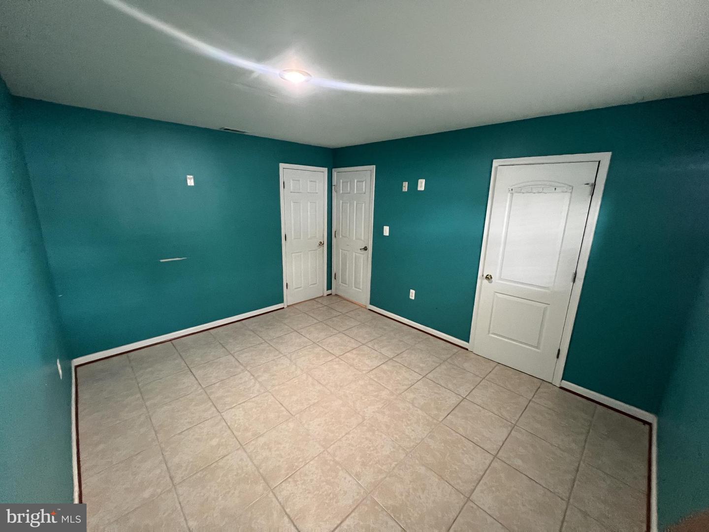 8871 Dunstable Loop Property Photo 5