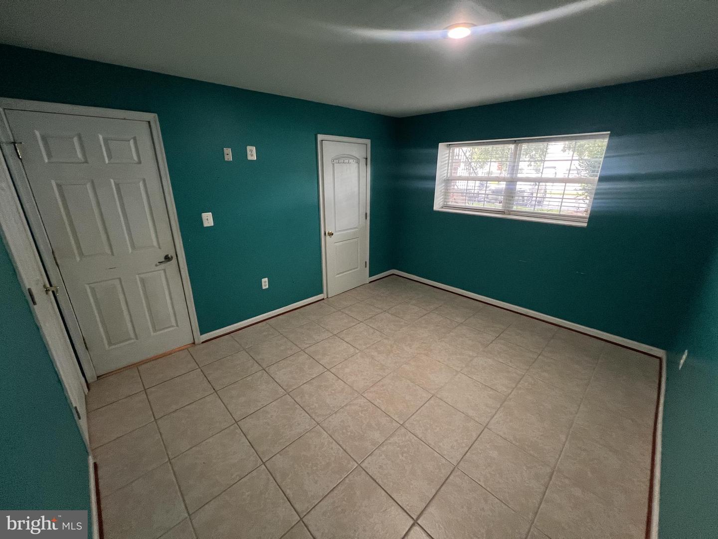 8871 Dunstable Loop Property Photo 6