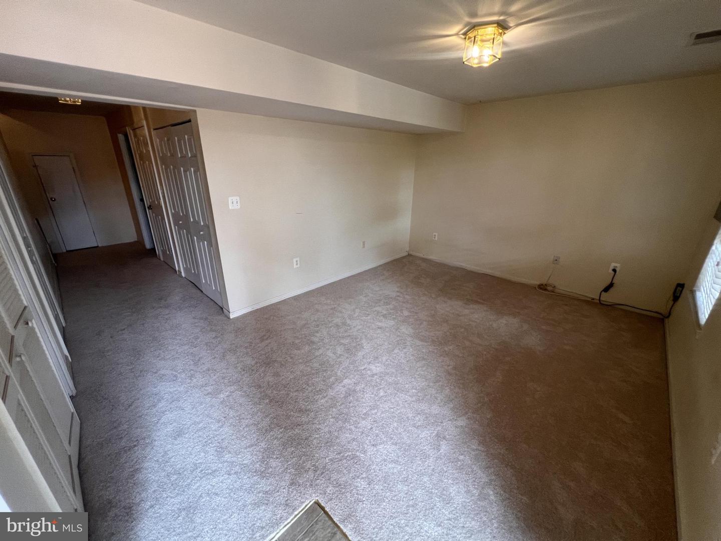 8871 Dunstable Loop Property Photo 8