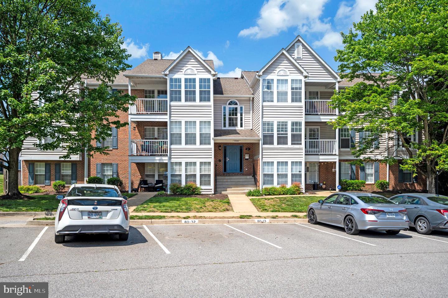 3580 SHERBROOKE CIR #301 Property Photo 1