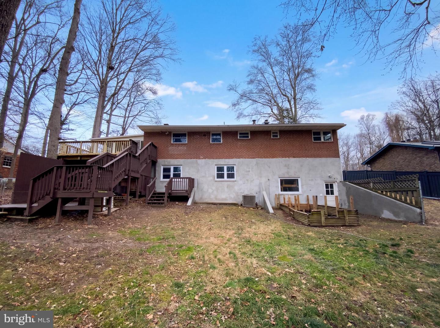 18320 Candice Dr Property Photo 5