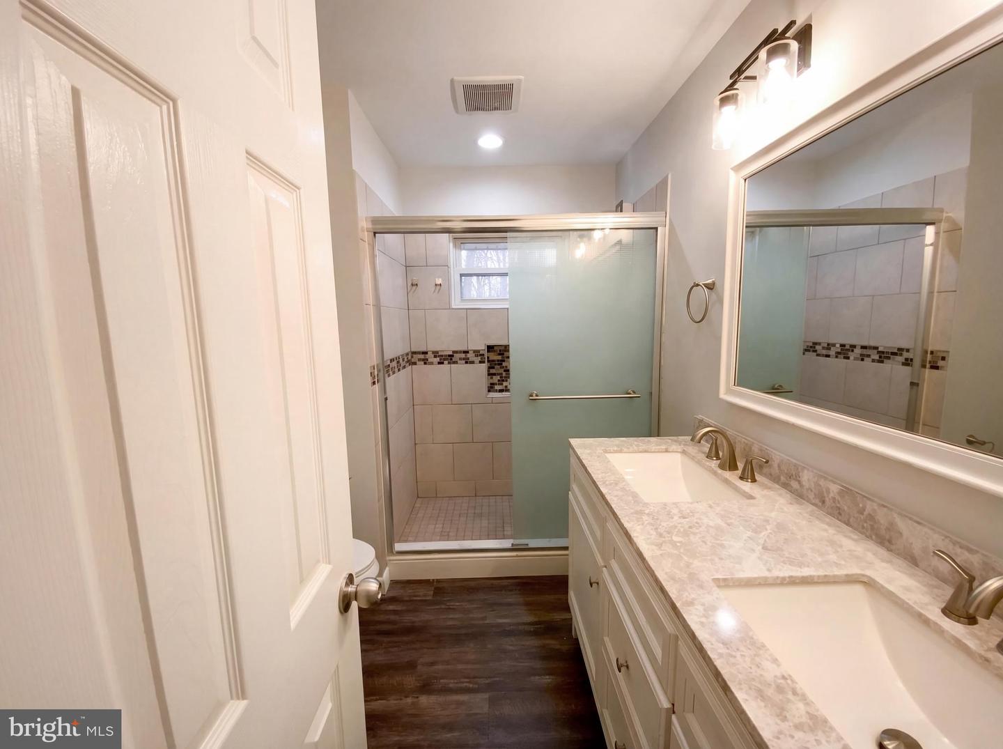 18320 Candice Dr Property Photo 8