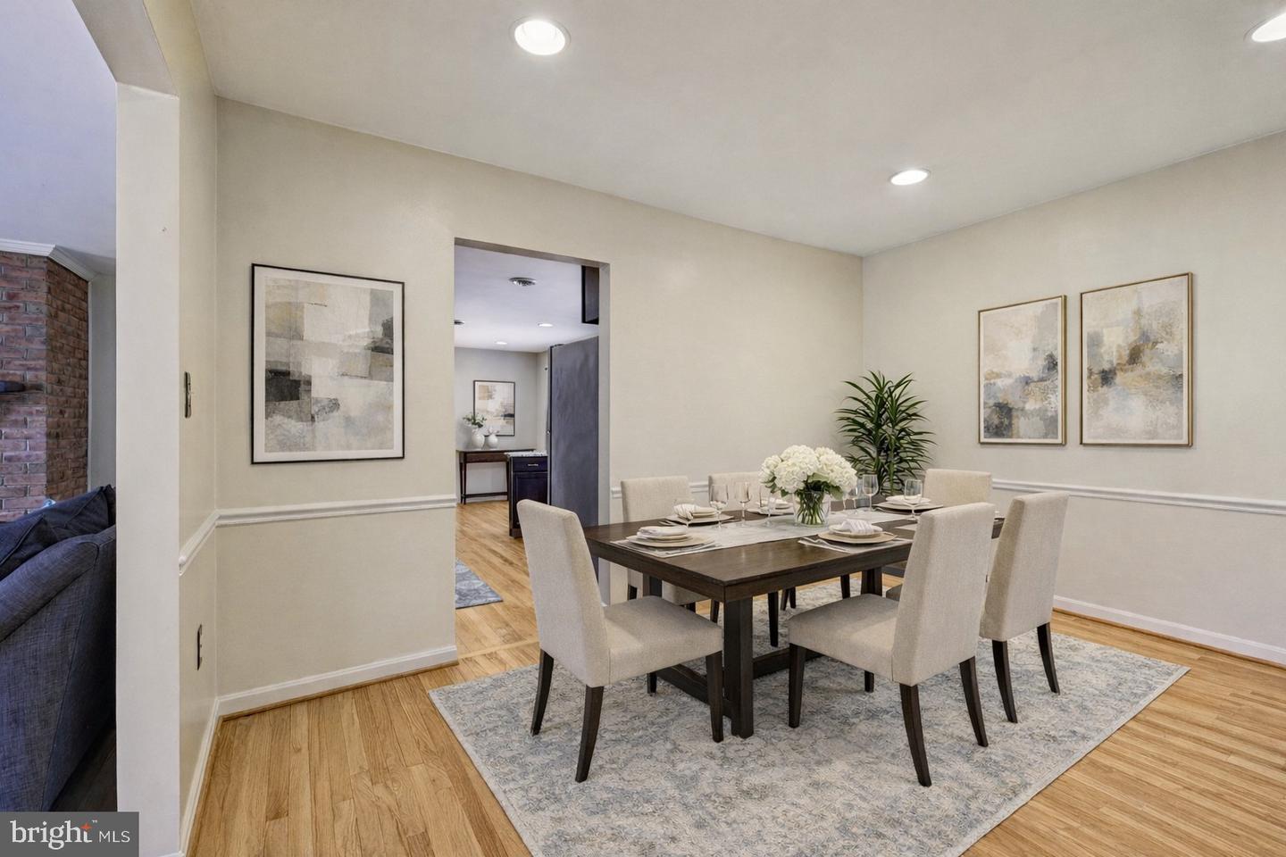 11430 Harton St Property Photo 3