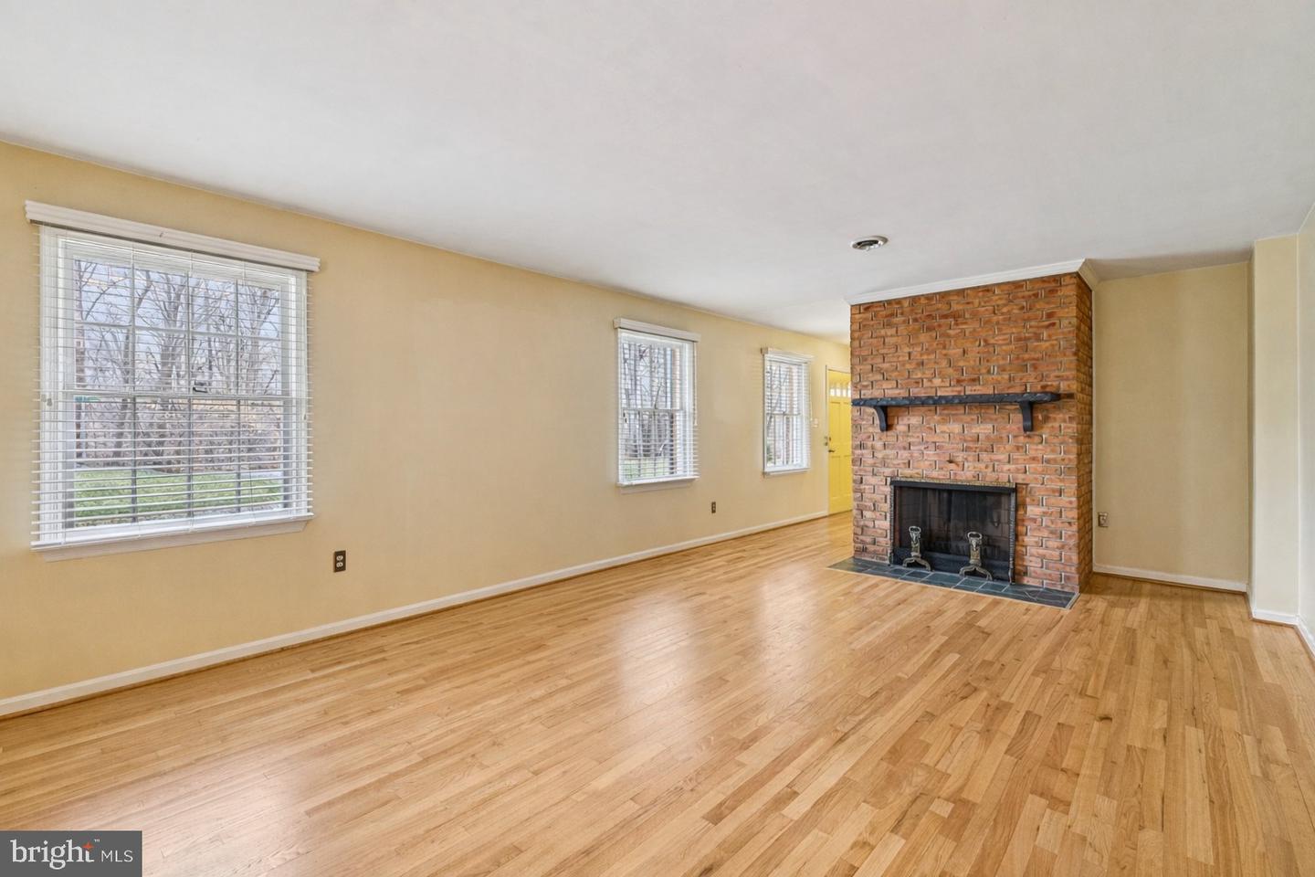 11430 Harton St Property Photo 10