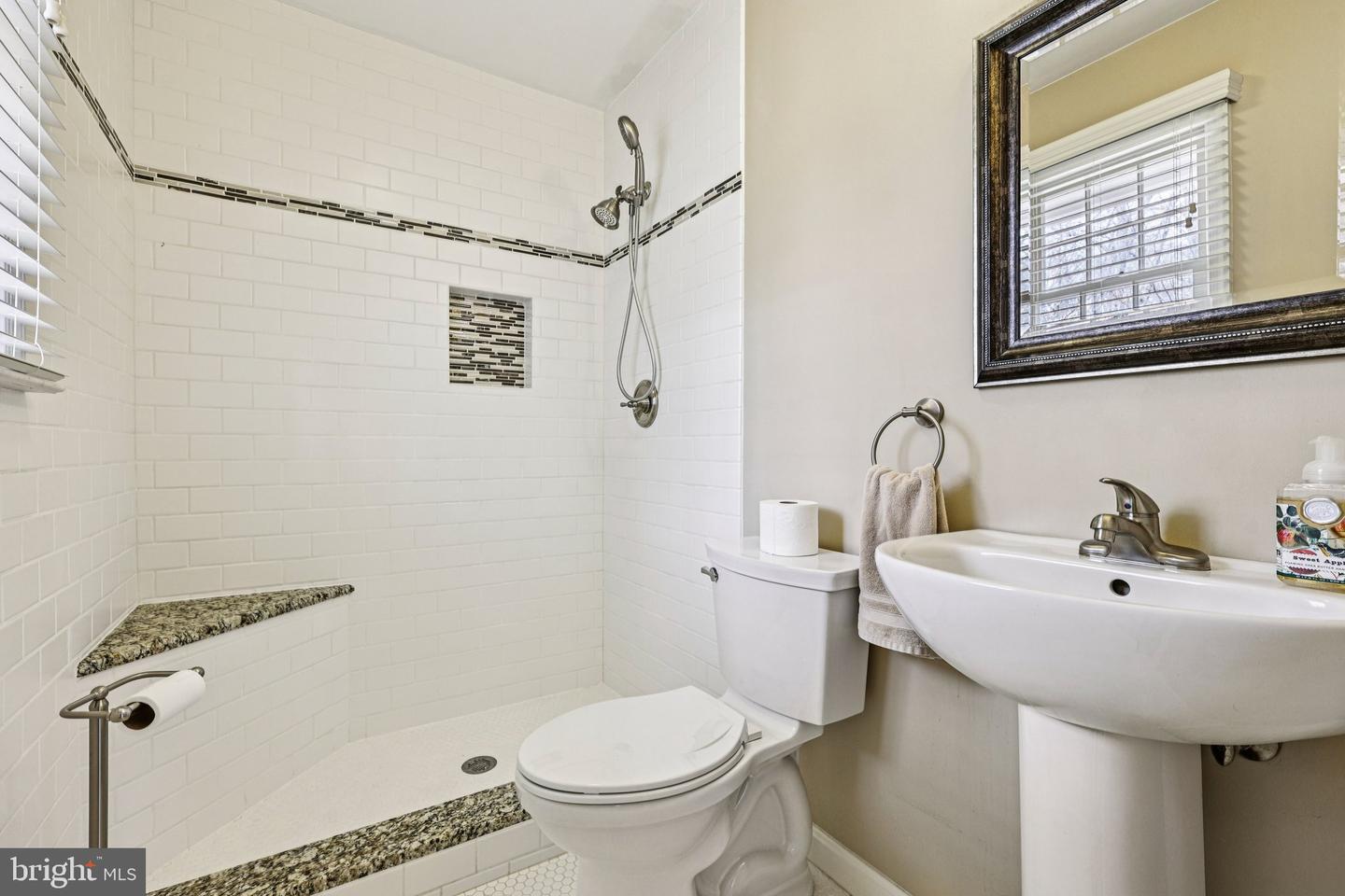 11430 Harton St Property Photo 32