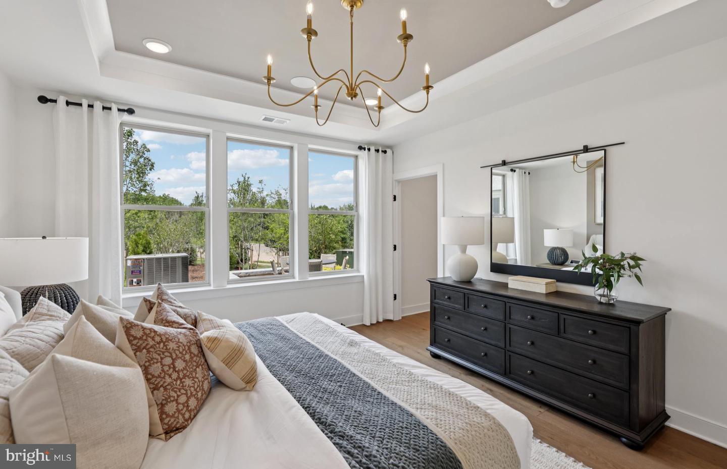 15484 Emerald Way Property Photo 15