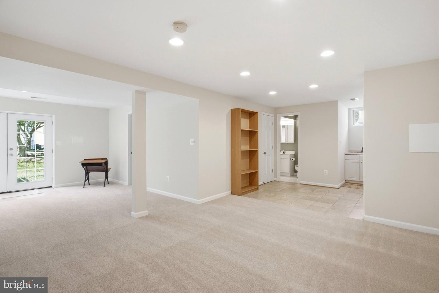 10400 Labrador Loop Property Photo 24