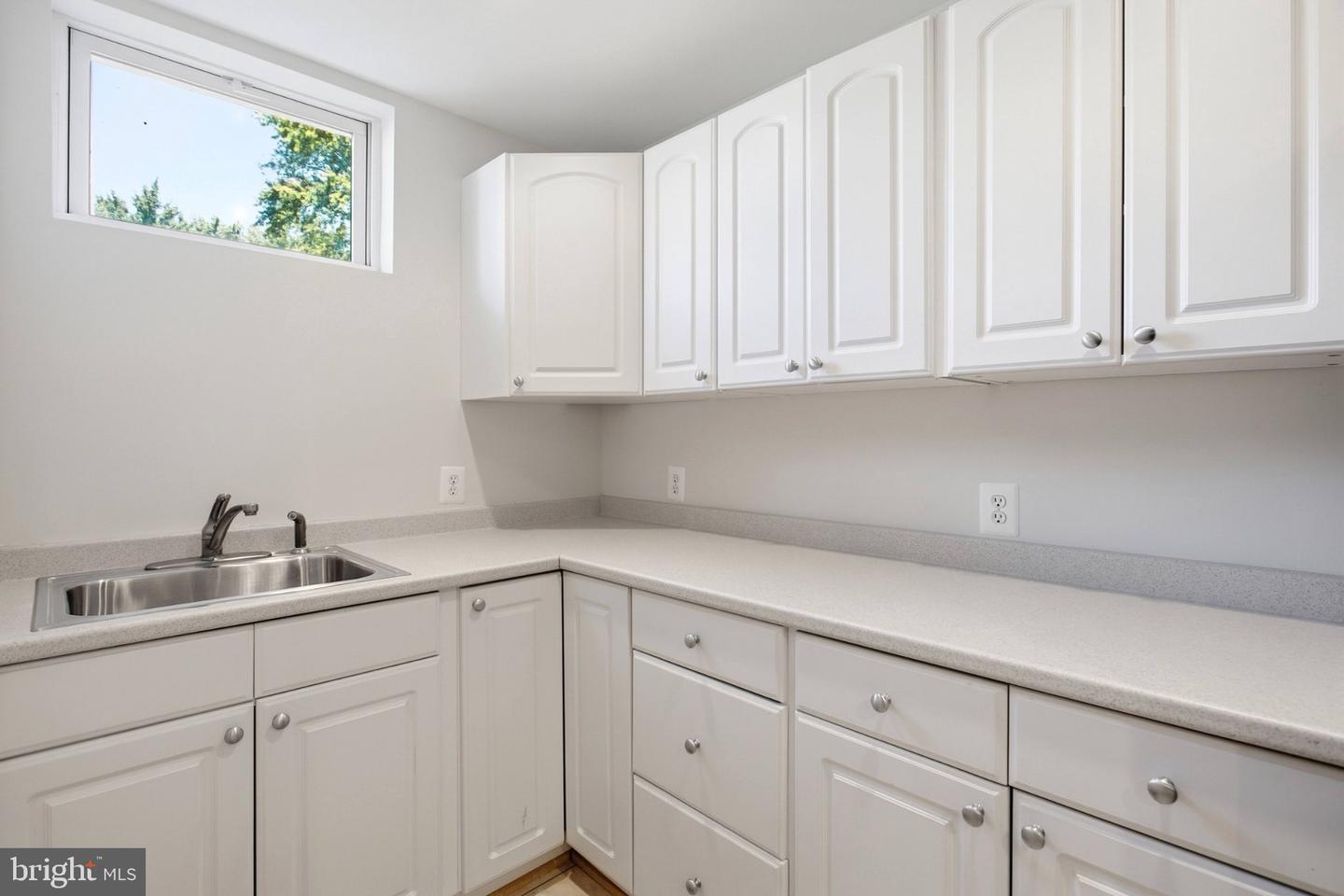 10400 Labrador Loop Property Photo 47