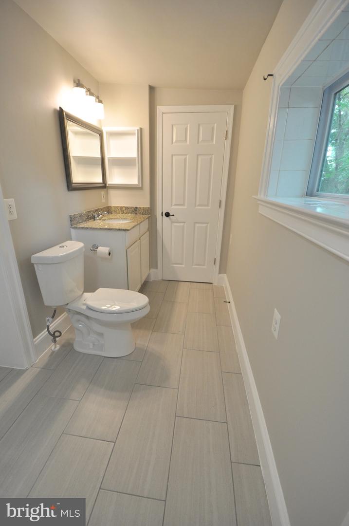 17810 Batestown Rd Property Photo 32