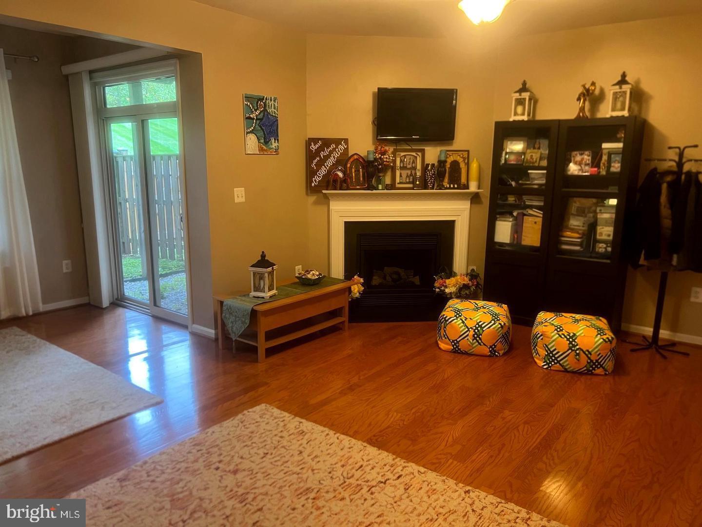 14263 Legend Glen Ct Property Photo 5