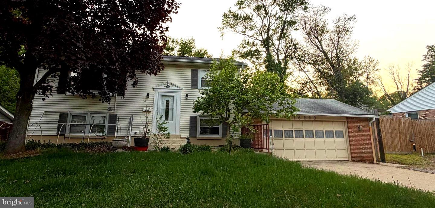14290 FONTANA CT Property Photo 1