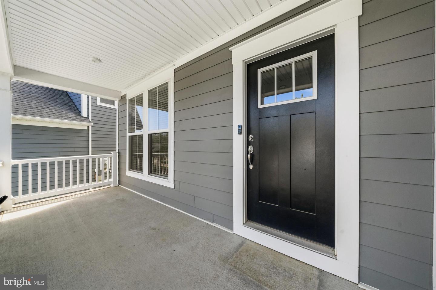 2020 Silver Sycamore Ln Property Photo 8