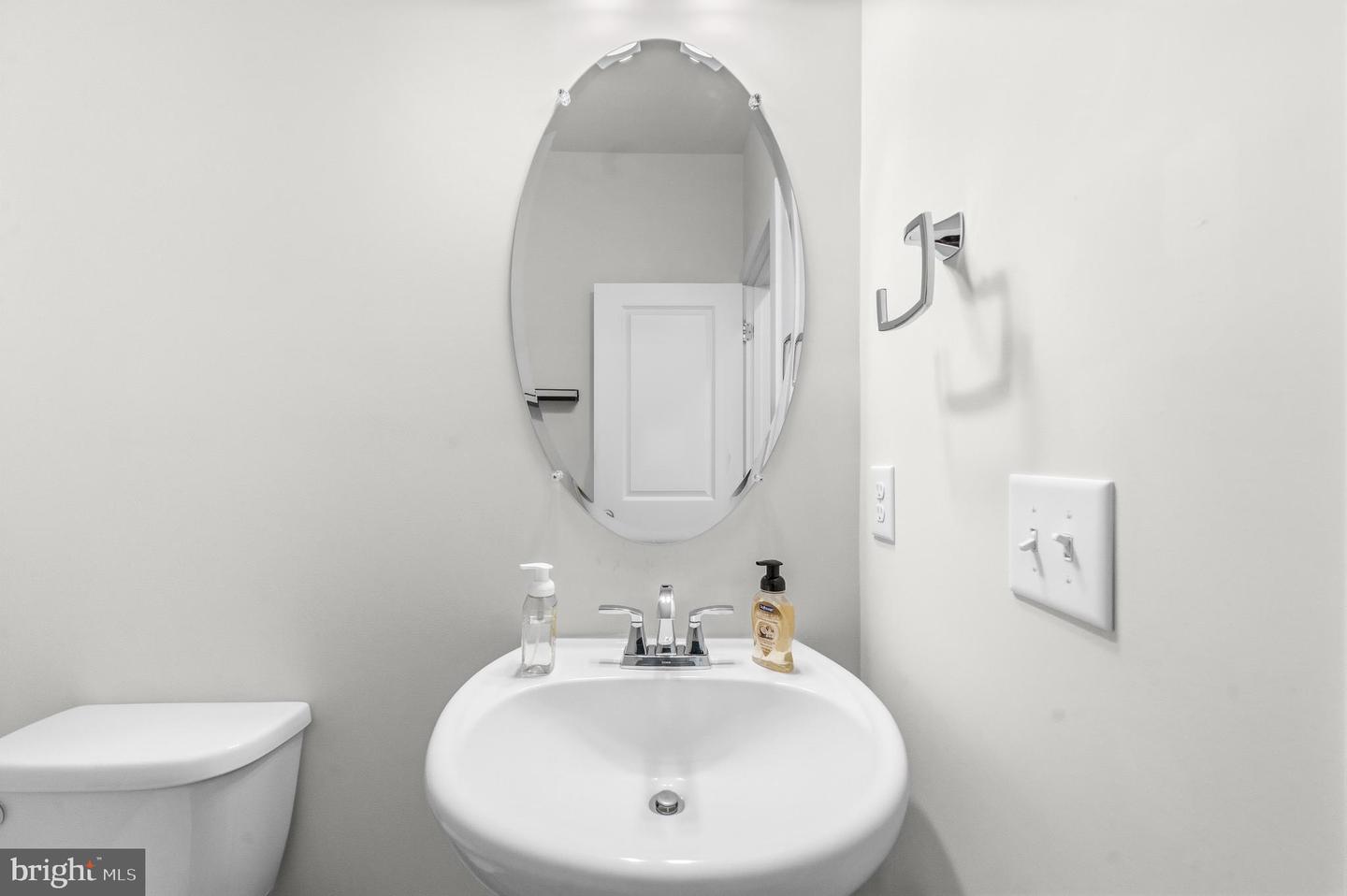 2020 Silver Sycamore Ln Property Photo 12