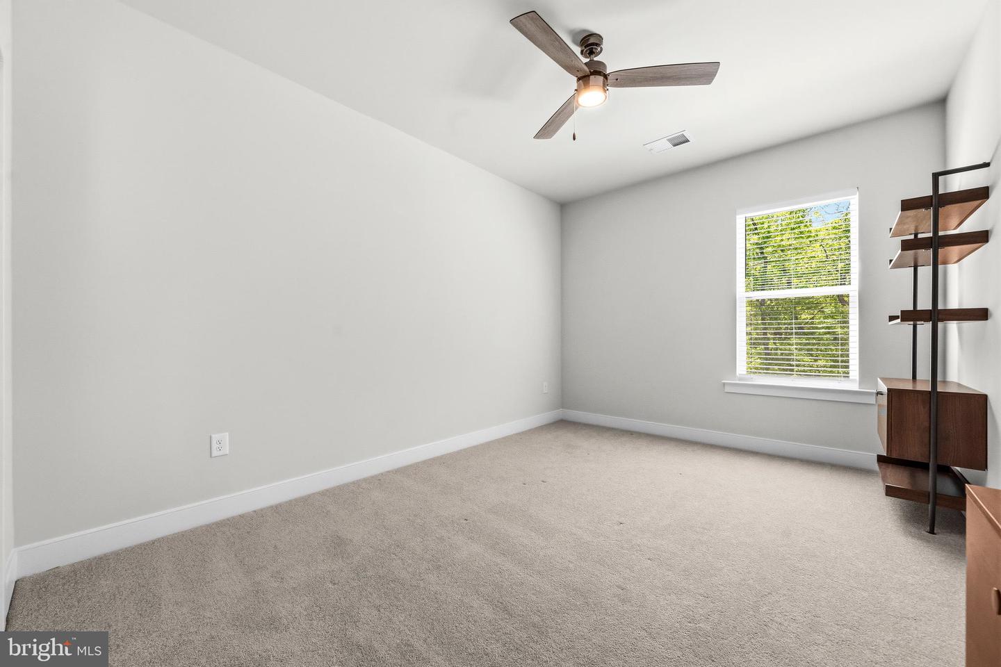 2020 Silver Sycamore Ln Property Photo 43