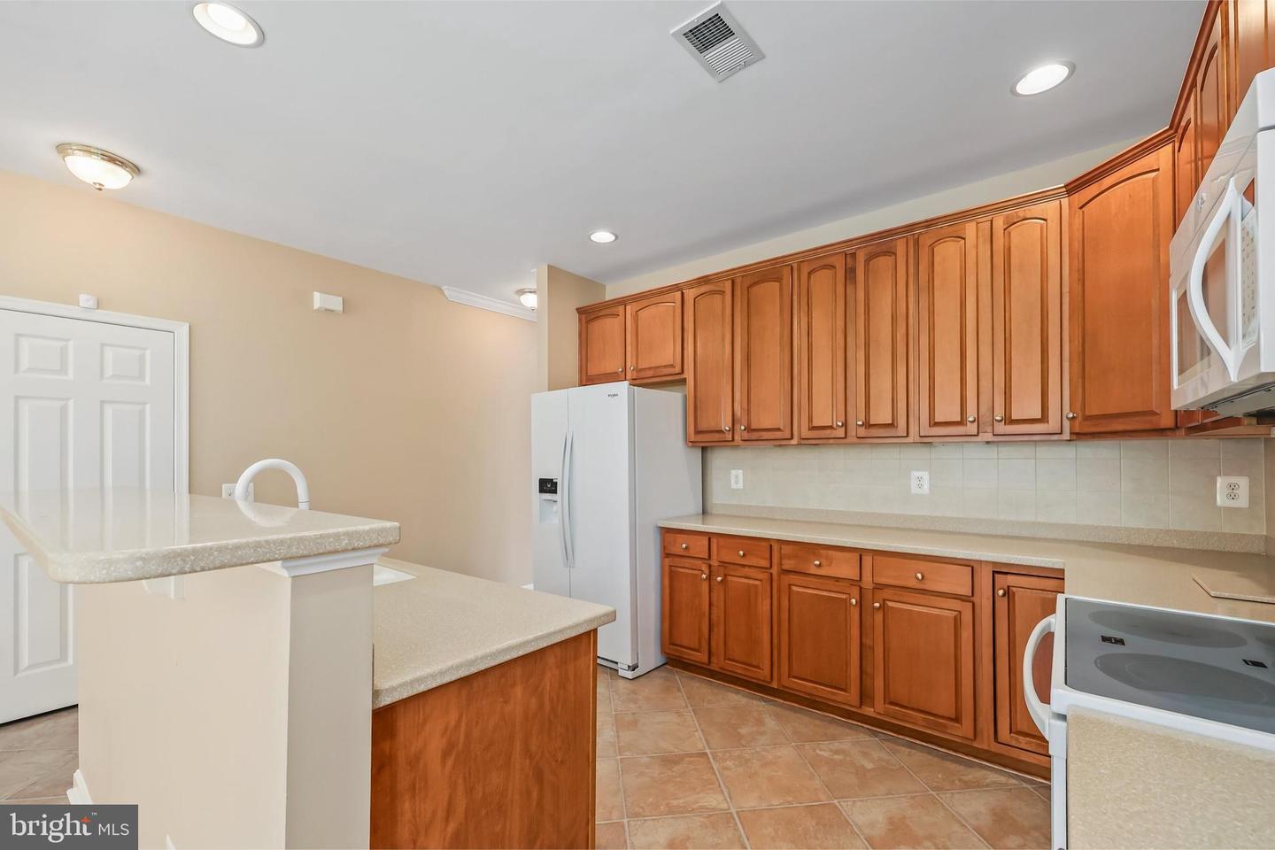 4046 Lunar Eclipse Dr Property Photo 5