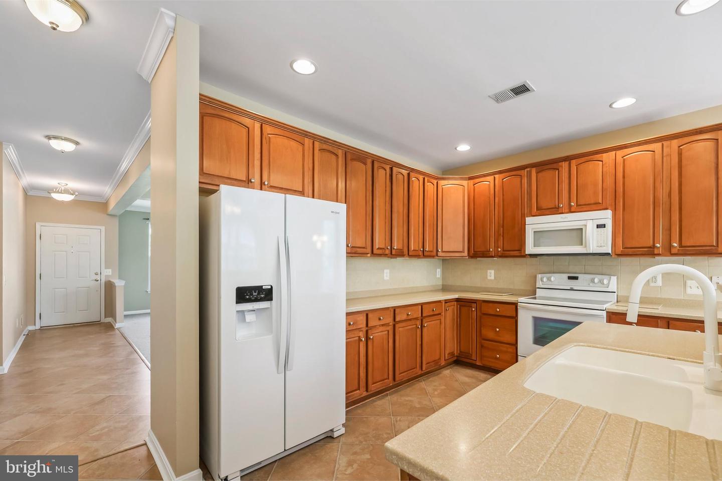 4046 Lunar Eclipse Dr Property Photo 6