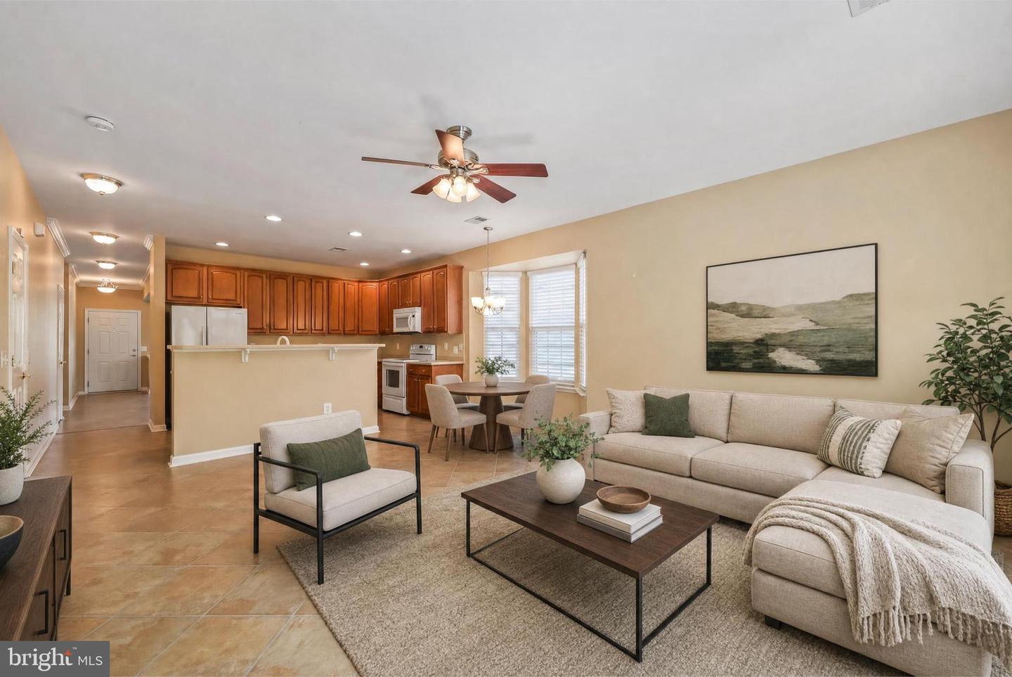 4046 Lunar Eclipse Dr Property Photo 8