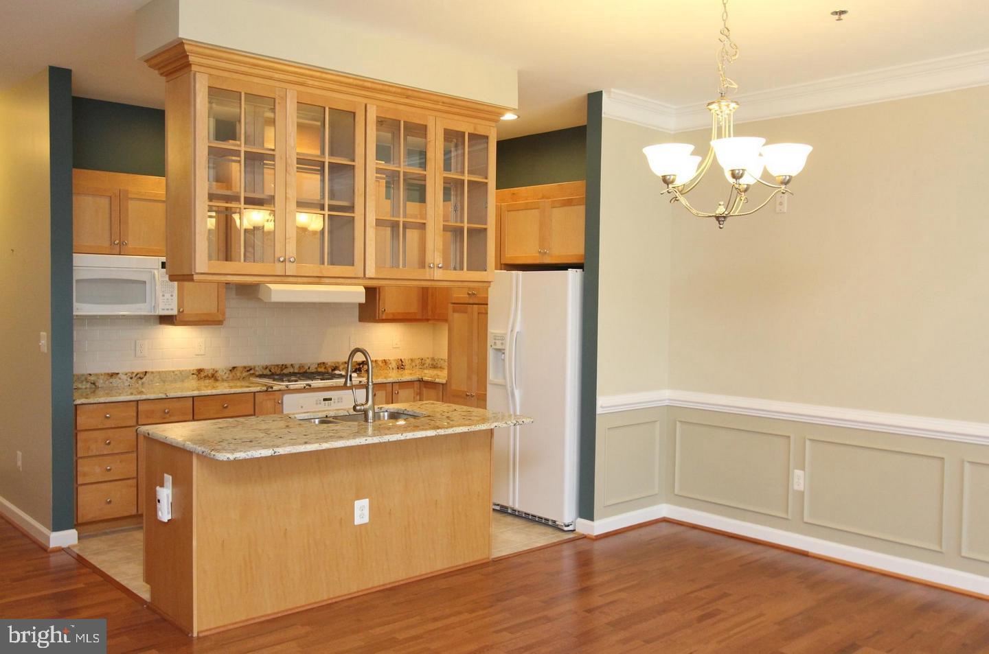 830 Belmont Bay Dr #303 Property Photo 10
