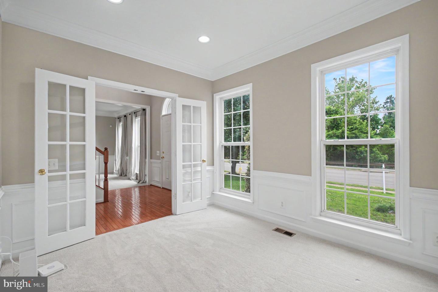 15082 Stepping Stone Dr Property Photo 6