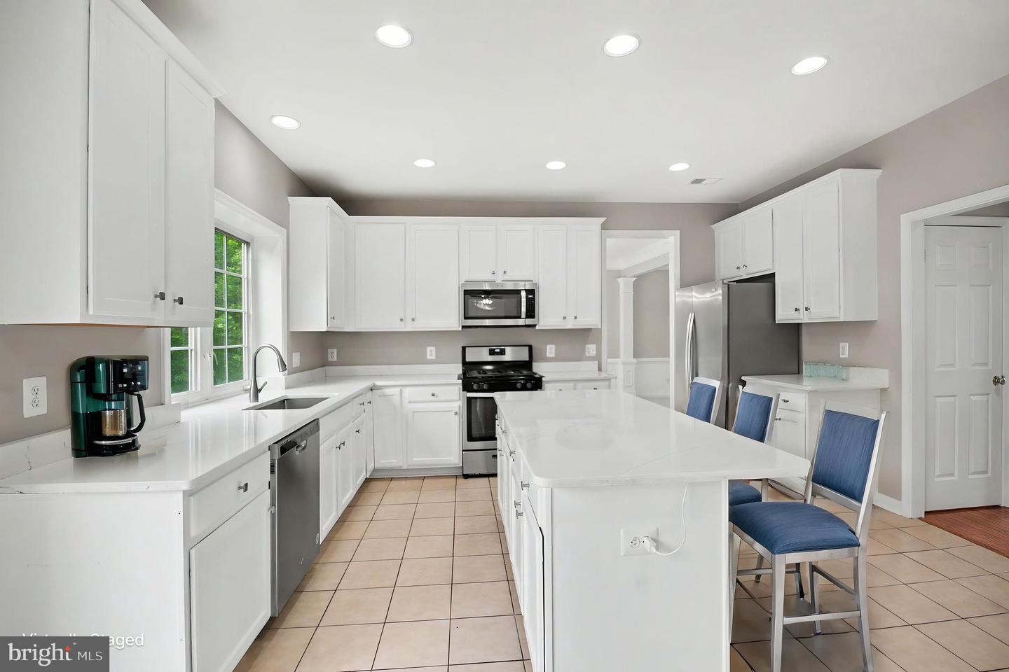 15082 Stepping Stone Dr Property Photo 14