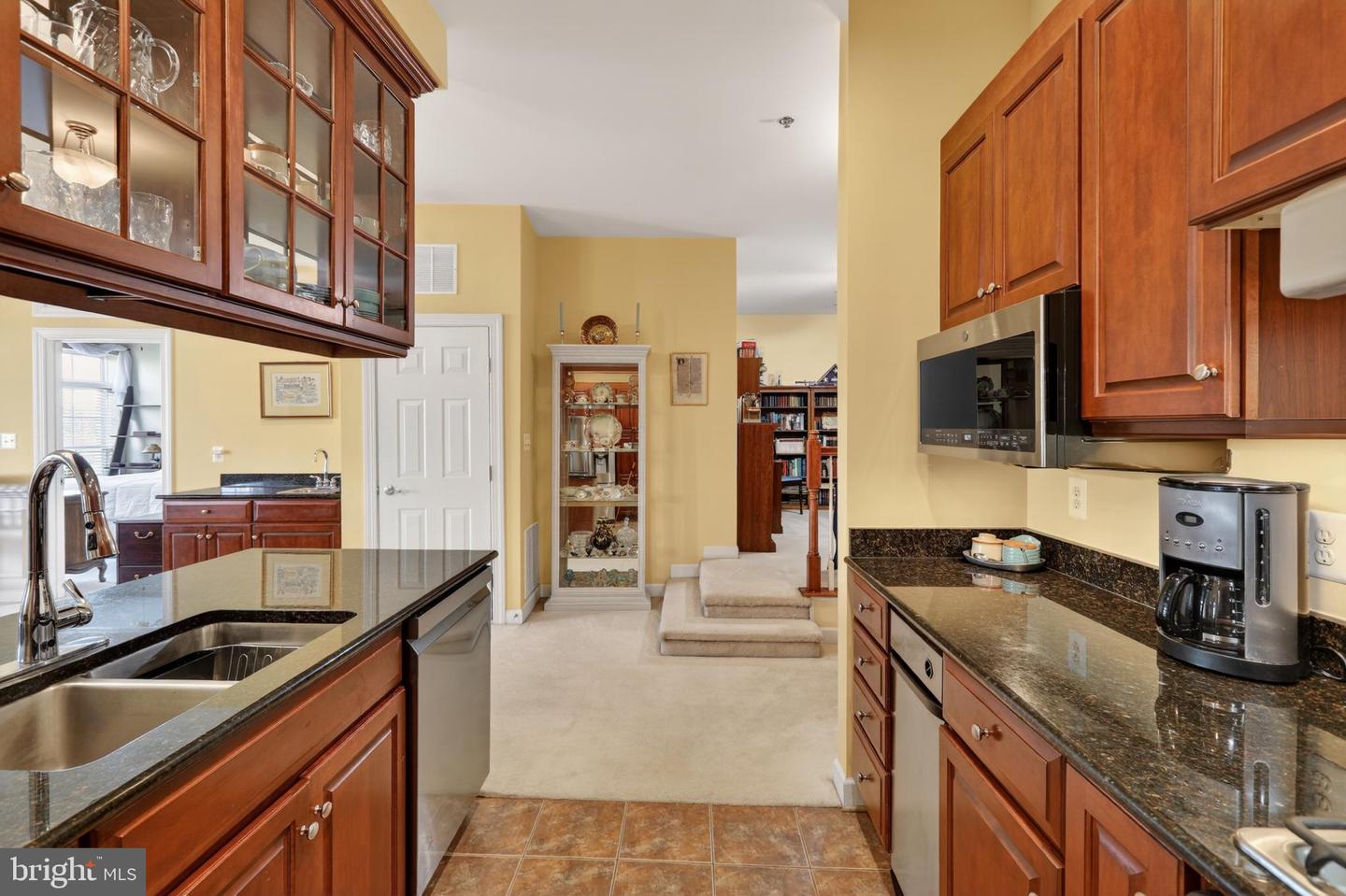 810 Belmont Bay Dr #302 Property Photo 4