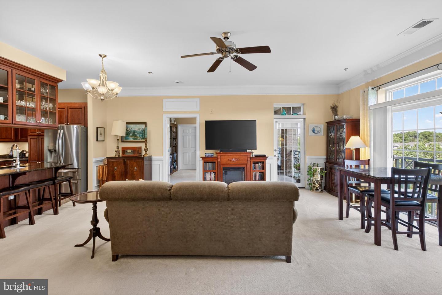 810 Belmont Bay Dr #302 Property Photo 7