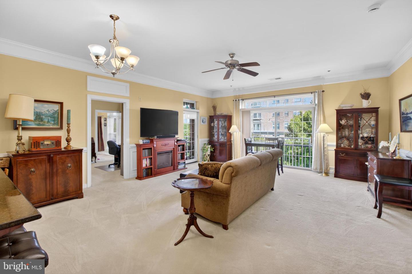 810 Belmont Bay Dr #302 Property Photo 8