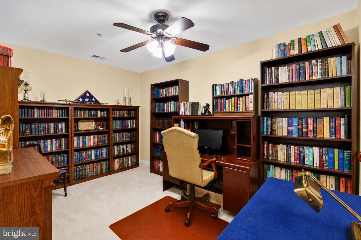 810 Belmont Bay Dr #302 Property Photo 11